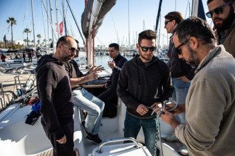 Curso de teoría + Prácticas obligatorias PER grupos reducidos en Barcelona